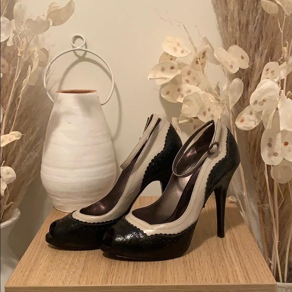 Vintage Peep Toe Ankle Strap Stiletto - Picture 2 of 7